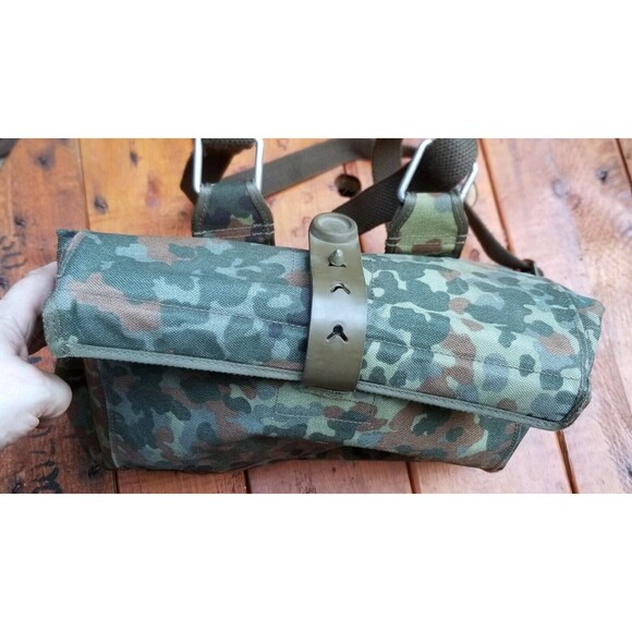 Flecktarn German Army Bundeswehr Gas Mask Bag Camo Rubber Field Pouch 12"x11"x7" - Picture 8 of 8